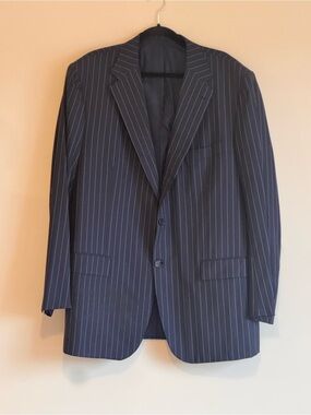 Kiton Dark Navy Blue 14 Micron 180 Wool Suit